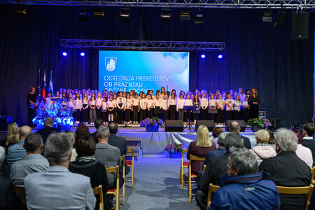 Občinski Praznik 25'-11